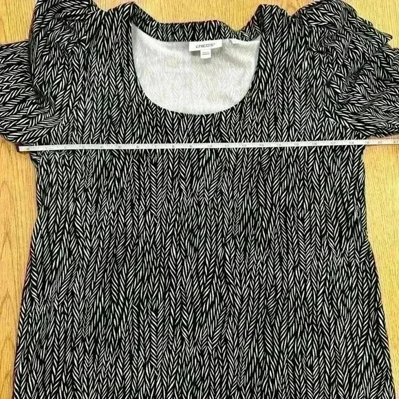 Chico’s Black Knit Dress Puffy Sleeves Size 8 - Picture 5 of 6